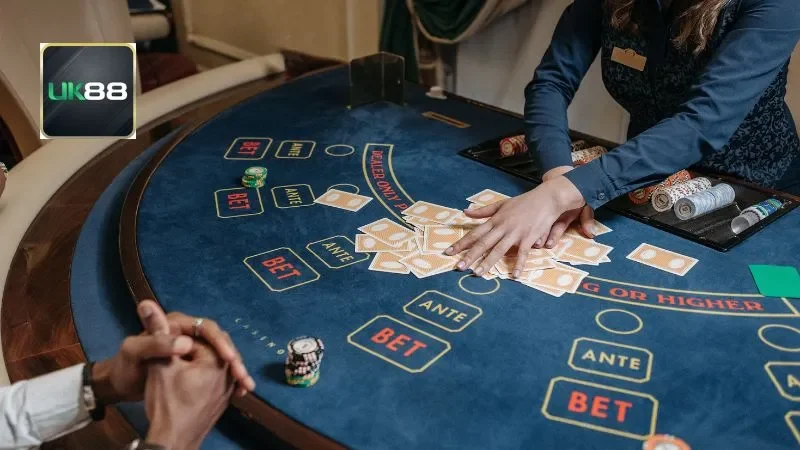 Baccarat UK88 – Hướng dẫn chi tiết và mẹo chơi hiệu quả 4 4 mẹo chơi baccarat UK88 hiệu quả
